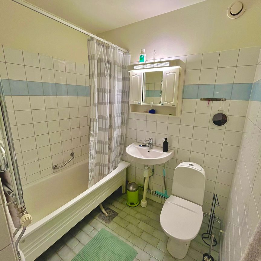 Oxelvägen, Älta - Photo 1