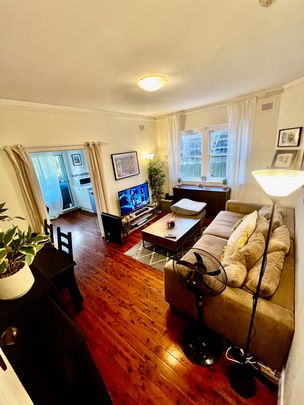 Bellevue Hill - Photo 1