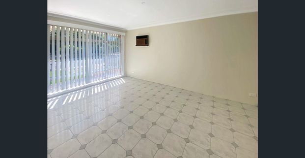 Family Comfort in a Prime Greystanes Location - Photo 1