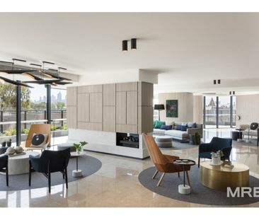 Modern living with city view - Photo 1