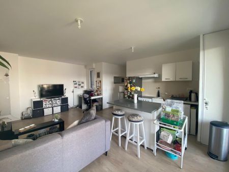 Location Appartement 2 pièces 47m² DEVILLE LES ROUEN 76250 - Photo 4