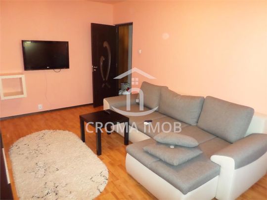 Inchiriere apartament 3 camere in Ploiestii zona Paltinis - Photo 1