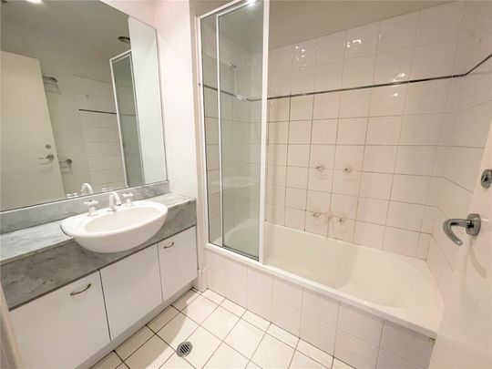 80/632 St Kilda Road - Photo 1