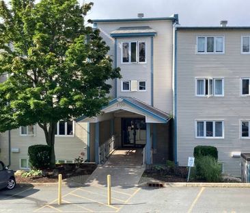 Lovely 1 Bedroom + Den Condo ~ John Parr, Halifax! - Photo 6