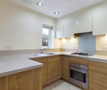 2 bedroom flat to rent - Photo 6