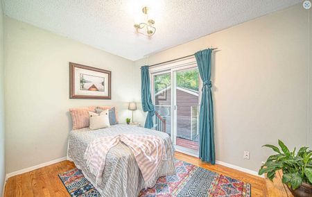 For Lease - 454 Stevenson Road, Oshawa, Ontario - Photo 2