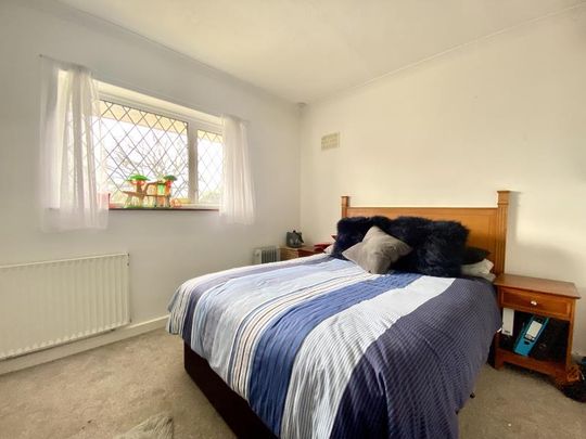 Rideway Close, Camberley, Surrey, GU15 - Photo 1
