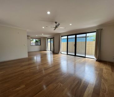 Spacious Three Bedroom Home in Central Ballina - Photo 3