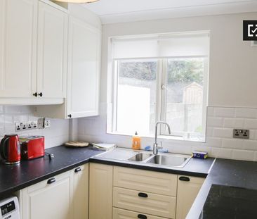 Bed for rent in 4-bedroom house in Stoneybatter, Dublin - Photo 5