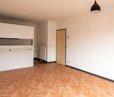 Appartement te huur in Antwerpen voor € 775 met 1 slaapkamer - Foto 3