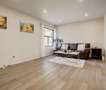 For Lease - 49 Grenbeck Drive, Toronto, Ontario - Photo 4