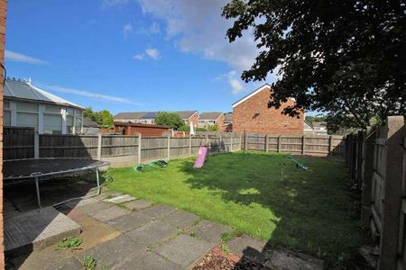 Bankfield Road, Widnes, WA8 - Photo 4