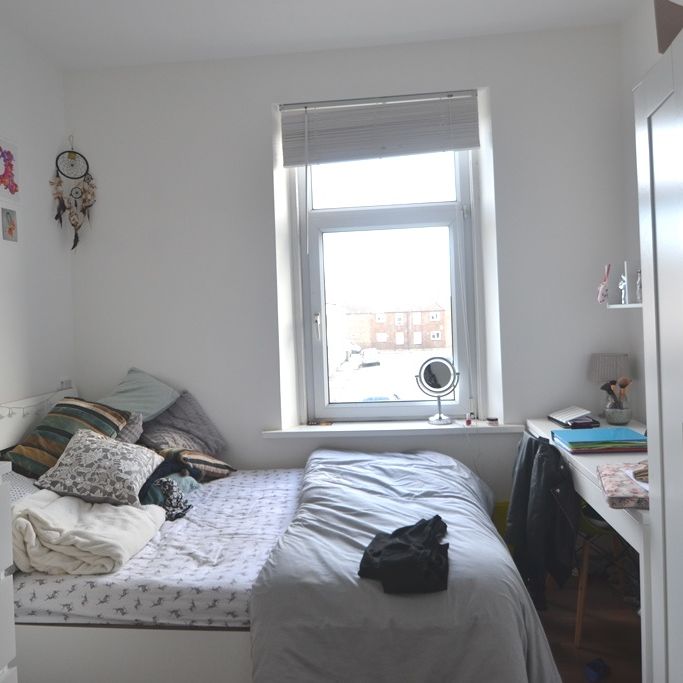 Cathays Terrace, Cathays - Photo 1