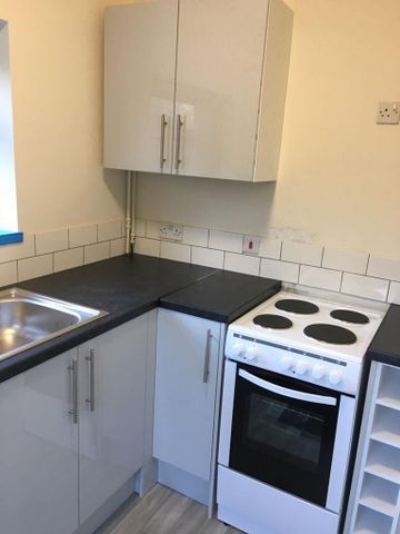 Studio to rent - Photo 5