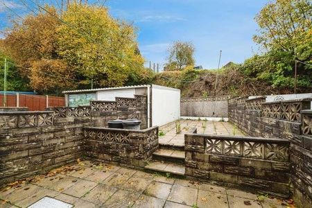 Cwmbath Road, Morriston, Swansea, SA6 - Photo 4