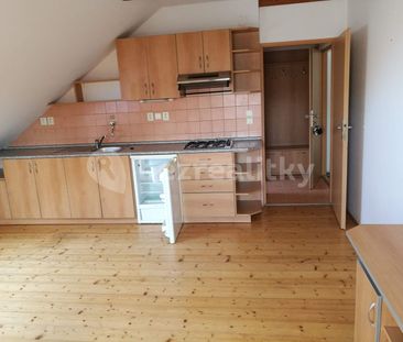 Pronájem bytu 1+kk • 43 m² bez realitkyHálkova, Pečky - Pečky, Stře... - Фото 1