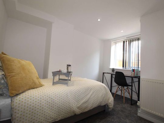 Village Terrace Room 1 - Photo 1