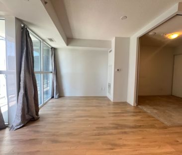 For Lease - 30 Meadowglen Place Unit# 408, Toronto, Ontario - Photo 3