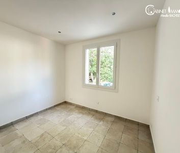 Location Maison 3 pièces 51m² CEYRESTE 13600 - Photo 4
