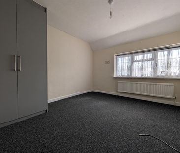 Wescott Way, Uxbridge - Photo 3