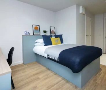 Bronze Studio - Photo 3