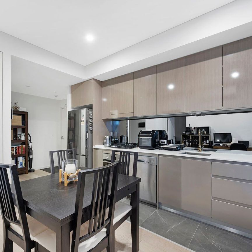 H15130/19 Amalfi Drive, Wentworth Point. - Photo 1