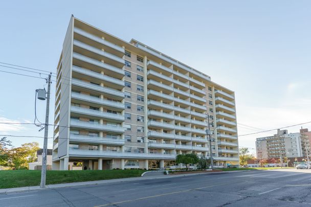 For Lease - 485 Eglinton Avenue Unit# 1003, Toronto, Ontario - Photo 1