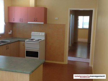 81 Kootara Crescent, Narrabundah ACT 2604 - House For Rent | Domain - Photo 2