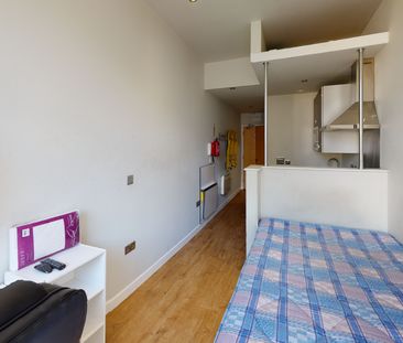 Student Properties to Let - Photo 2