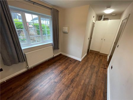 Mayford Green, Woking, Surrey, GU22 0PN - Photo 5