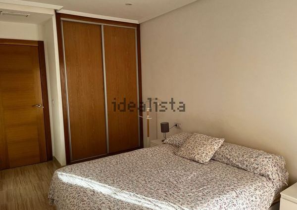 Alquiler de dúplex en Avenida Emilio Castelar, 94