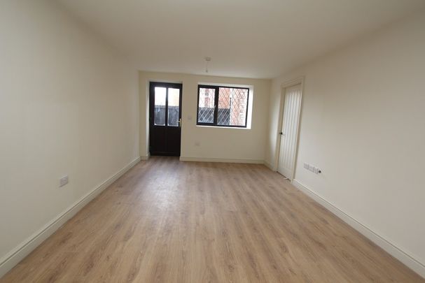 2 Bedroom Apartment, Chester - Photo 1