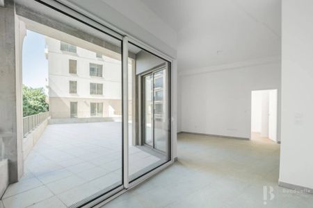 Rental Apartment Bordeaux Saint-Jean - Photo 4