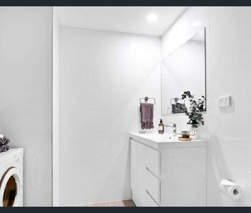 Beautifully appointed first floor apartment - Photo 6