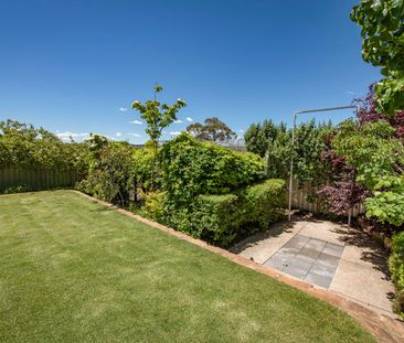 46 Agnes Avenue, Queanbeyan, NSW 2620 - Photo 2