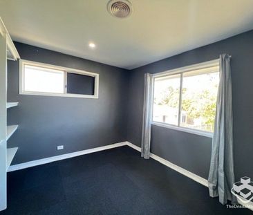 Charming 3-Bedroom Home for Lease â Spacious Block, Prime Location - Photo 6