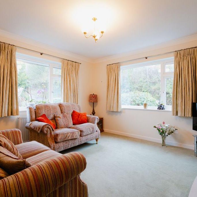 3 bedroom property to rent - Photo 1