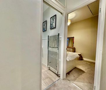 2 bedroom terraced house to rent - Photo 3