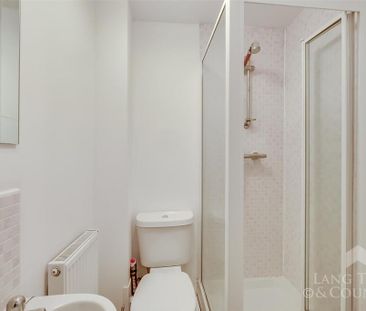 2 bedroom terraced house to rent - Photo 5