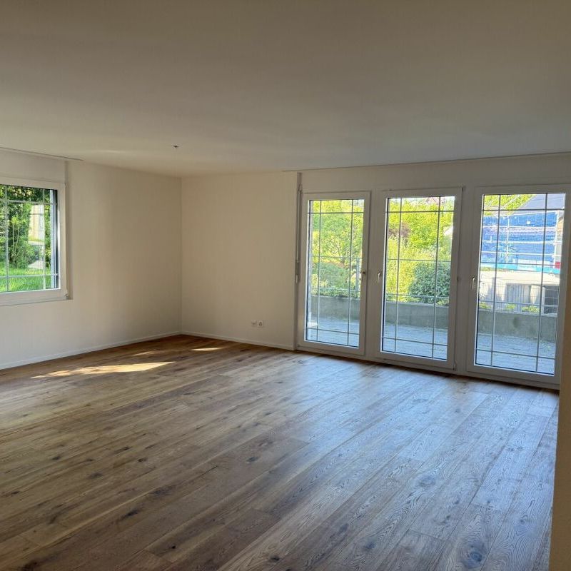 Attraktive 5.5-Zimmerwohnung mit eigenem Garten! - Photo 1