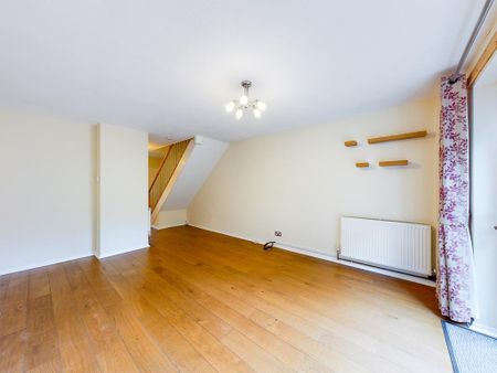 2 bedroom terraced house to rent - Photo 2