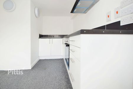 2 bedroom flat to rent - Photo 4