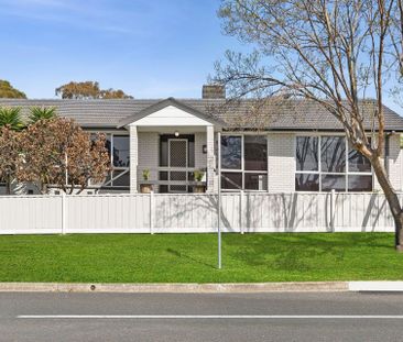 Beutifully Updated Home - Photo 6