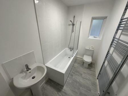 New Road, Great Yarmouth, Catfield - Photo 5