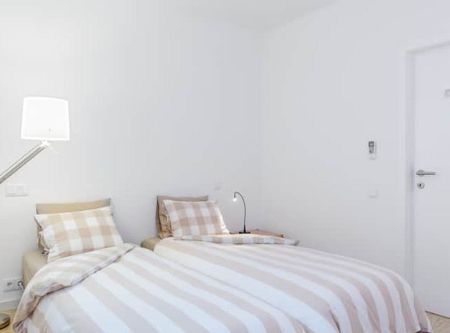 Praça de Pedro Nunes, Porto, Braga 4050-466 - Photo 4