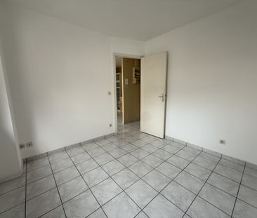 Appartement type 2 de 34.72 m2 situé au 1er étage, secteur Clairmar... - Photo 6