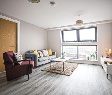 3 bedroom apartment to rent - Photo 2