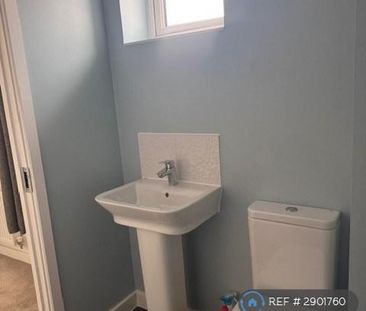 2 bedroom terraced house to rent - Photo 6