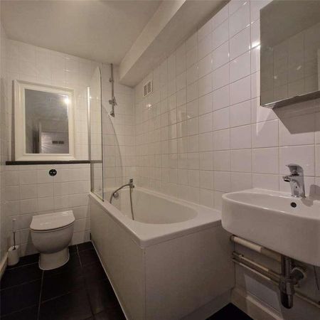 Mountbatten Square, Windsor, SL4 - Photo 5