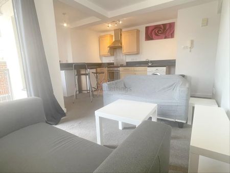 2 bedroom apartment to rent - Photo 4